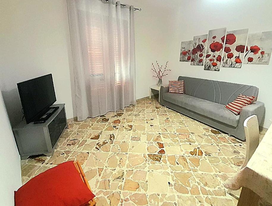 شقة Little Italy كاستيلاّماري ديل غو المظهر الخارجي الصورة